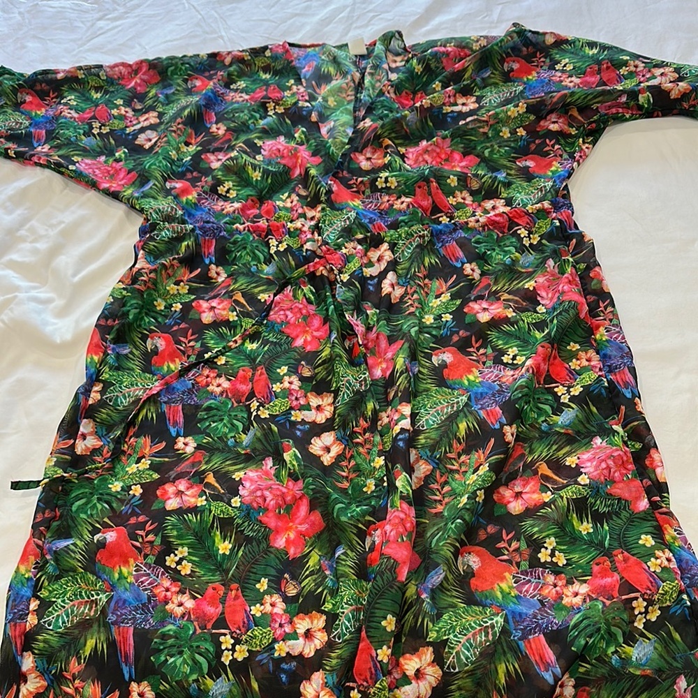 Tropical Floral Maar swimwear coverup